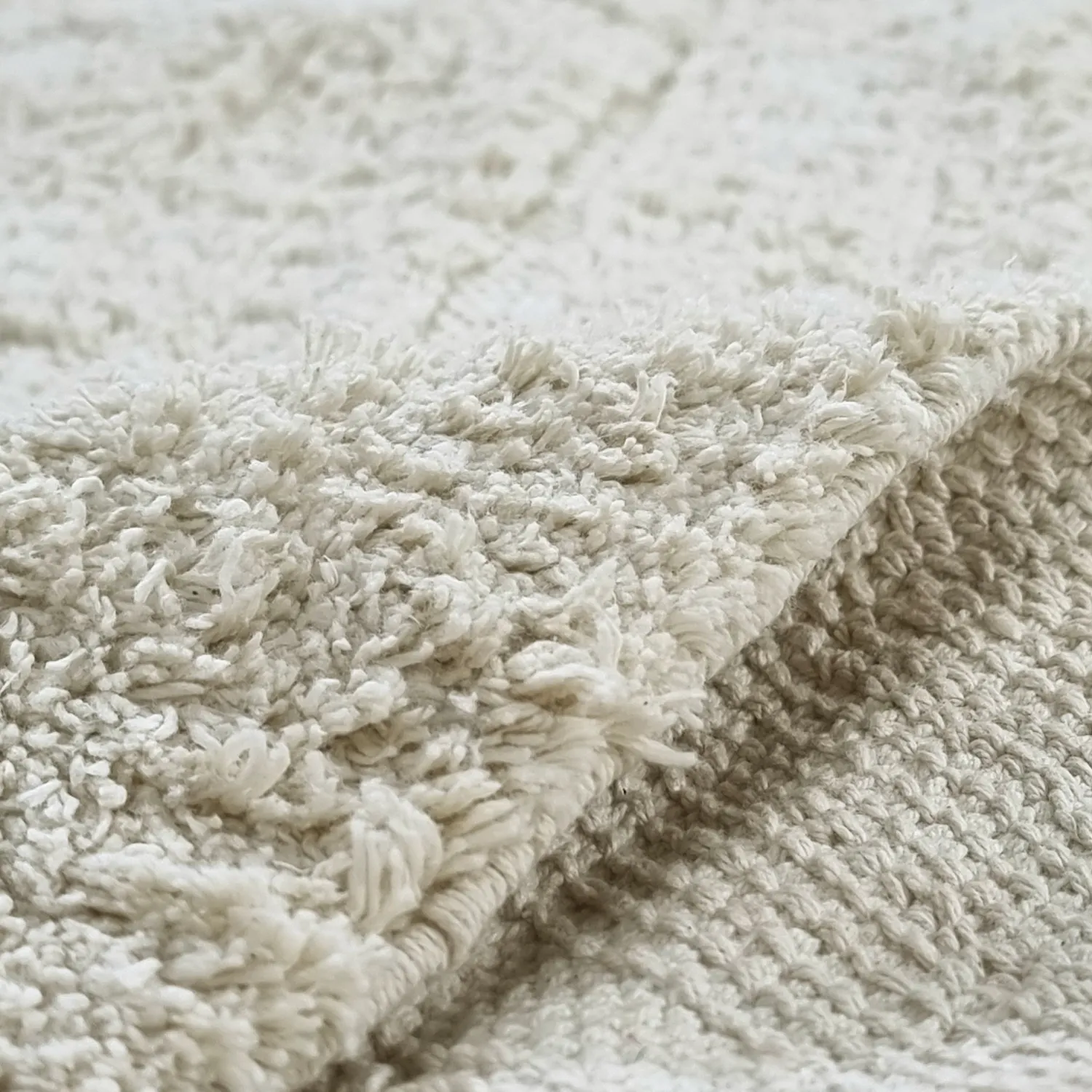Rundt teppe - Sivia Natural Cotton Shaggy (off-white)