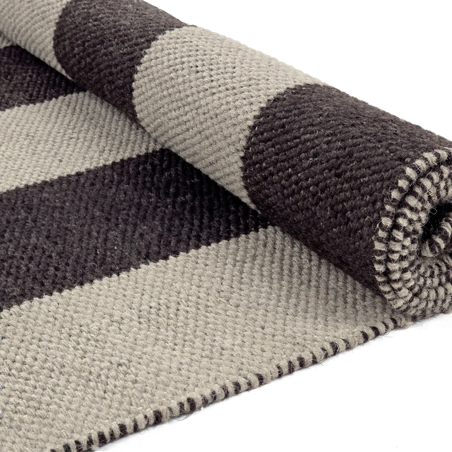 Ullteppe - Garine (svart/beige)