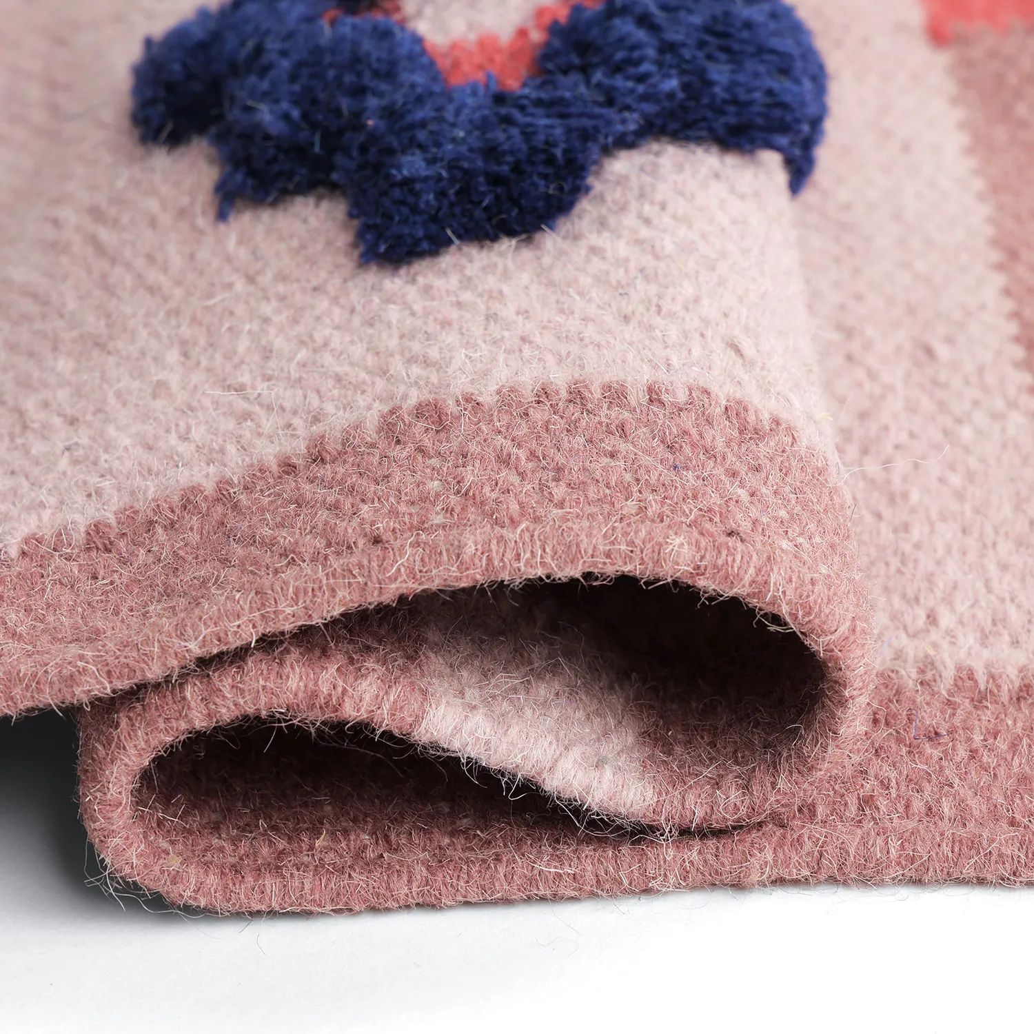 Ullteppe - Lausanne Flatweave Tufted Premium (rosa)