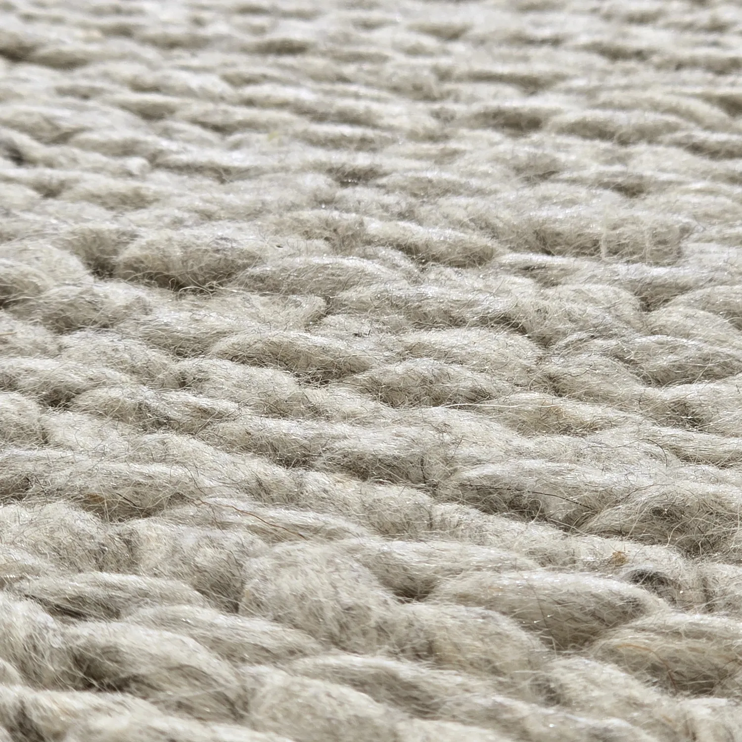 Ullteppe - Talvia Braided Wool (grå)