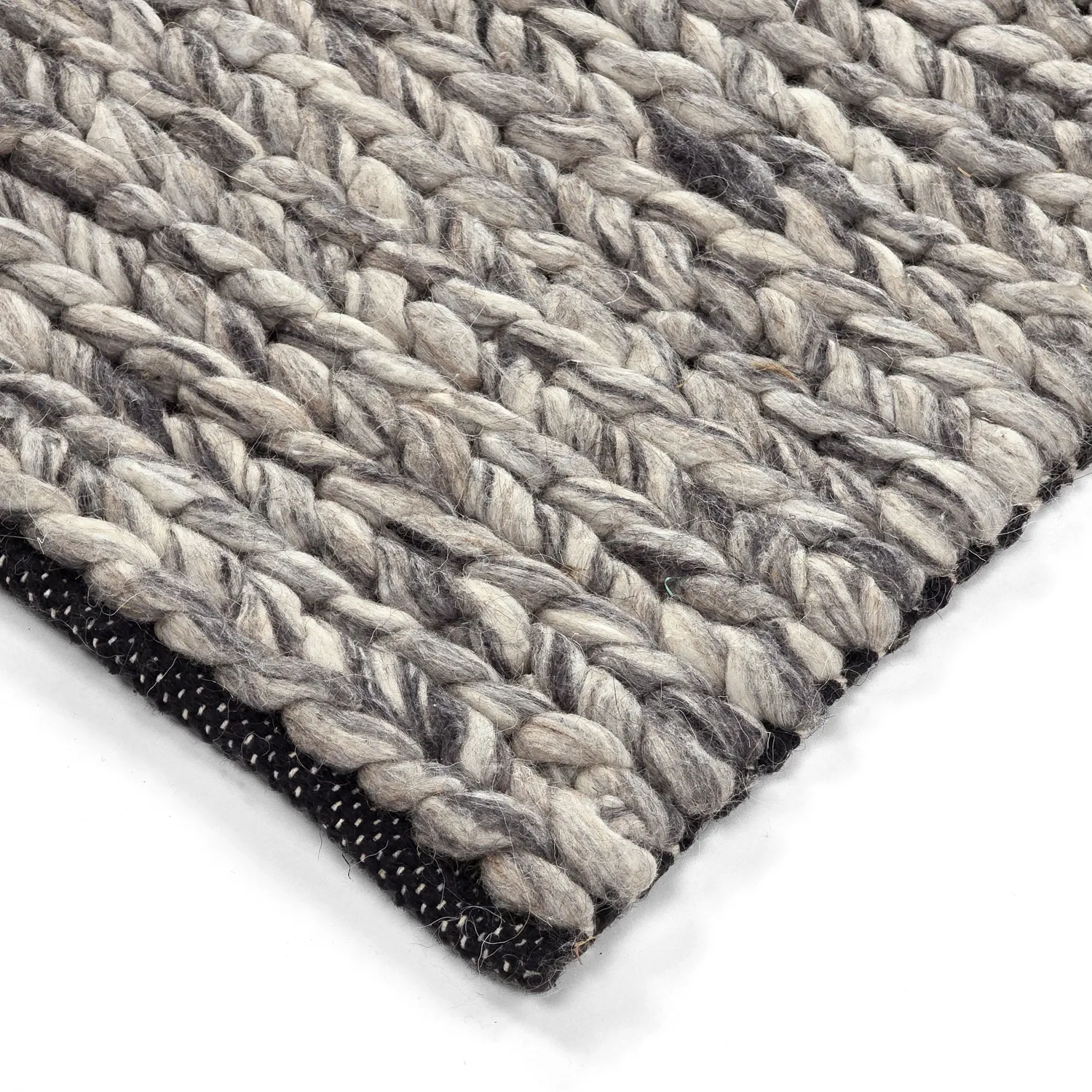 Ullteppe - Talvia Braided Wool (mørkegrå)