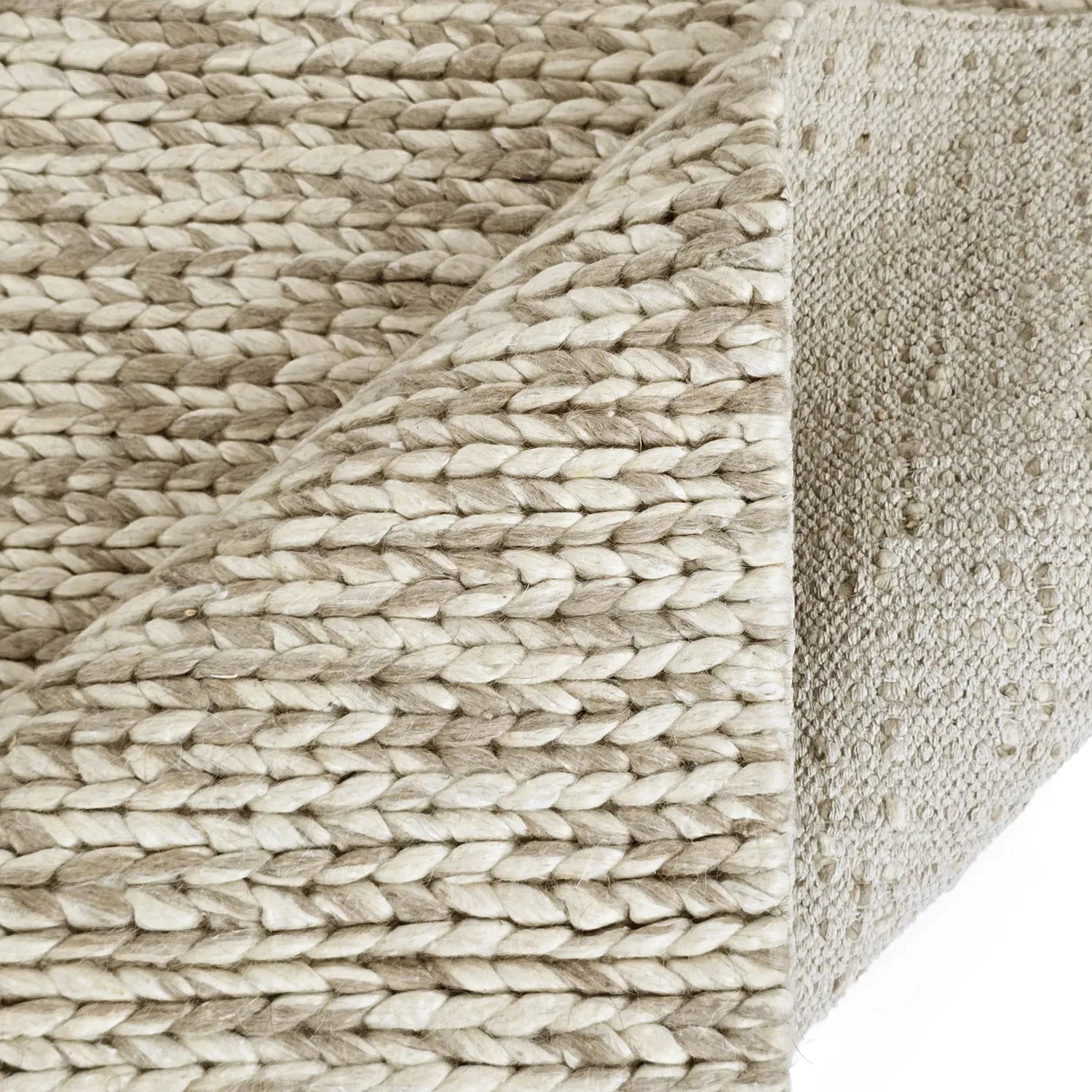 Ullteppe - Talvia Braided Wool (natur)