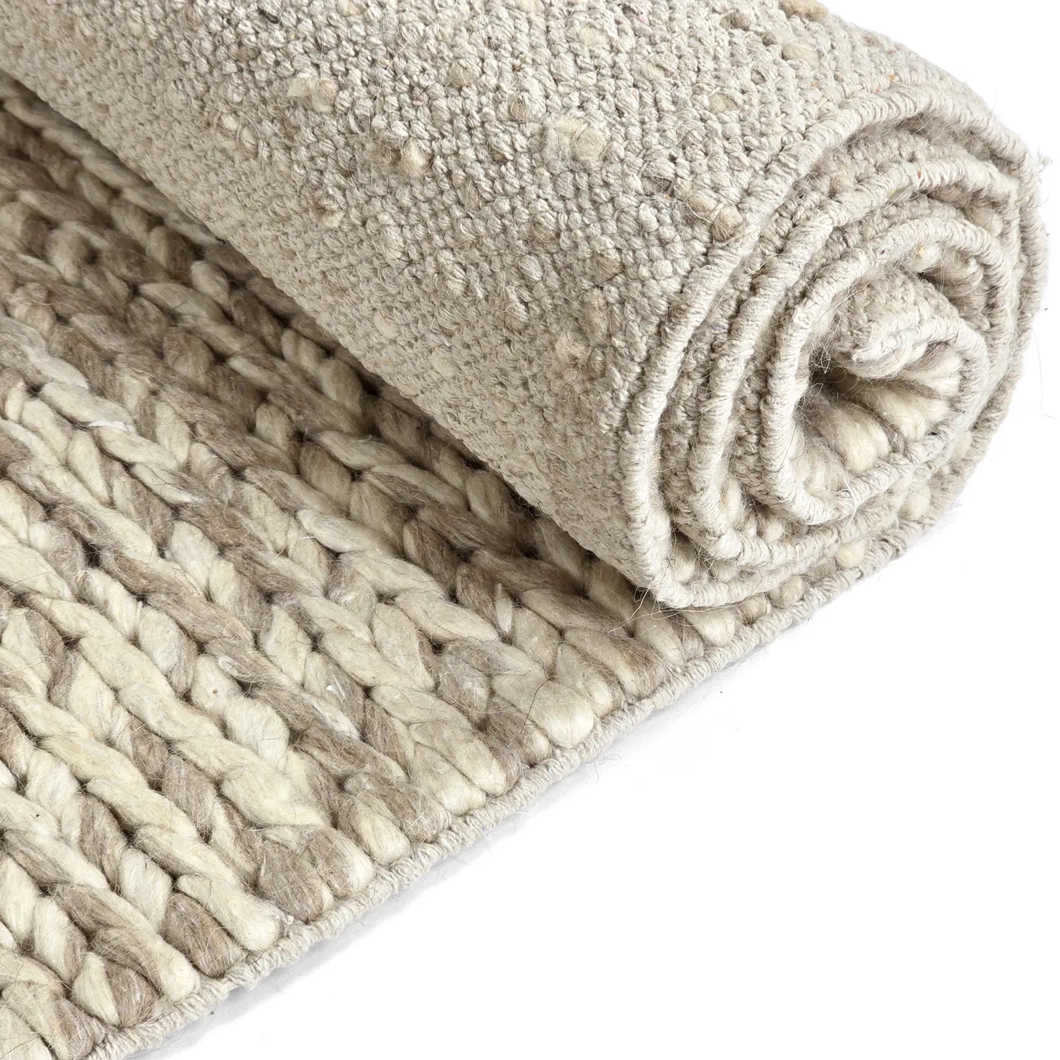 Ullteppe - Talvia Braided Wool (natur)