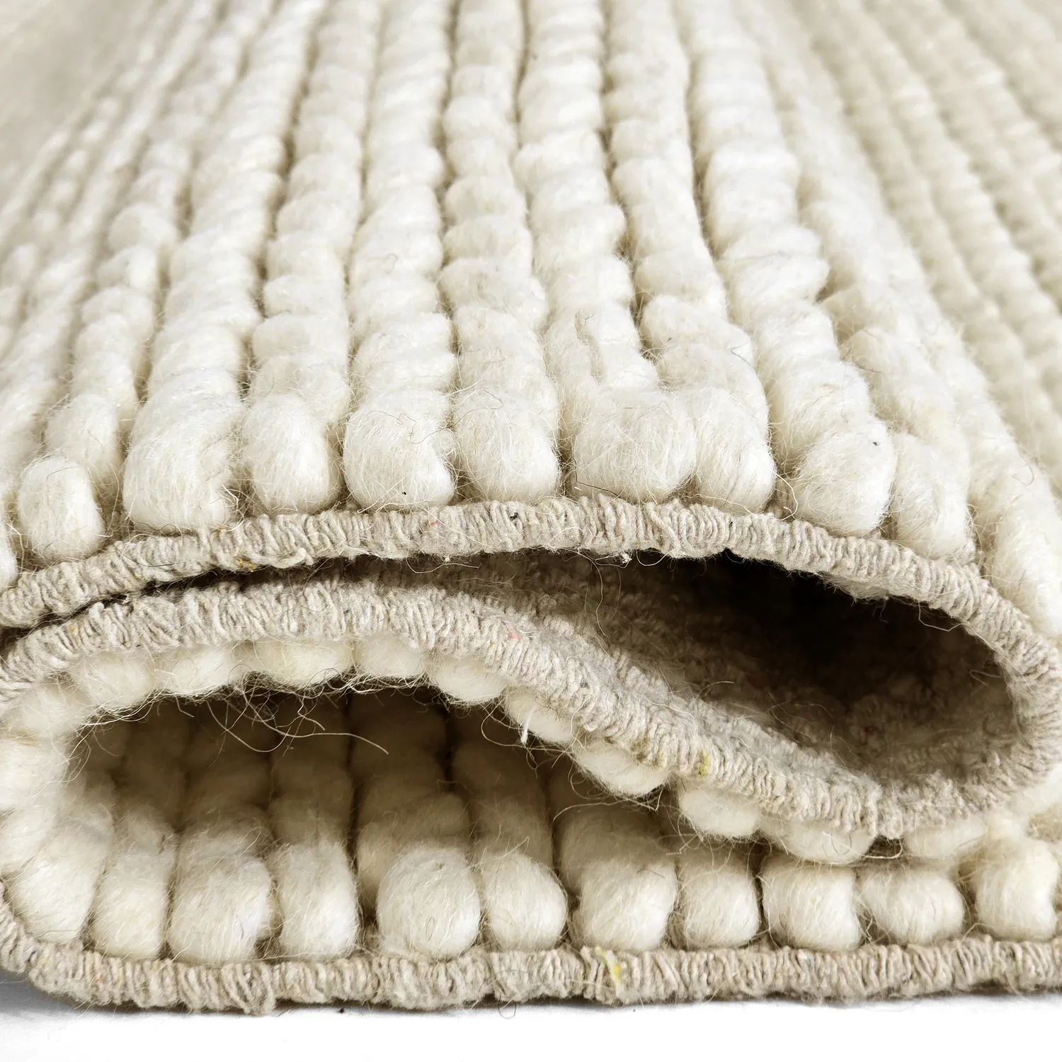 Ullteppe - Talvia Braided Wool (off-white)