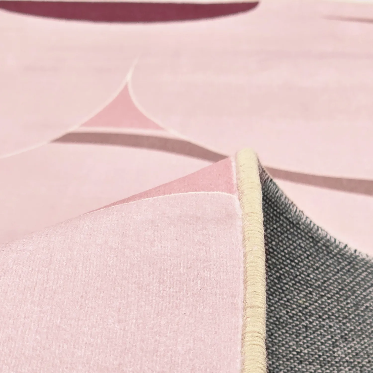 Wilton-teppe - Honfleur (rosa/multi)