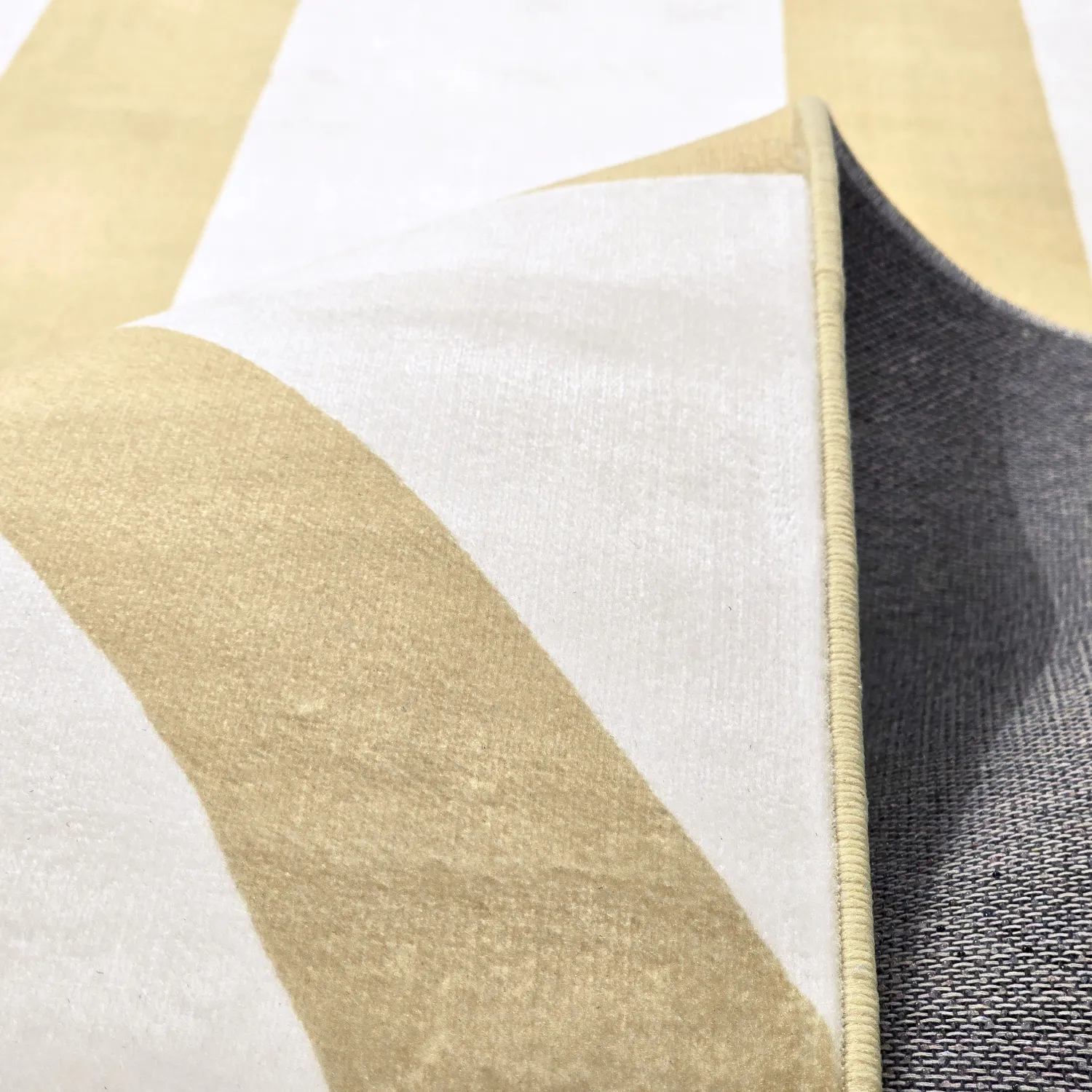 Wilton-teppe - Obidos (beige/hvit)