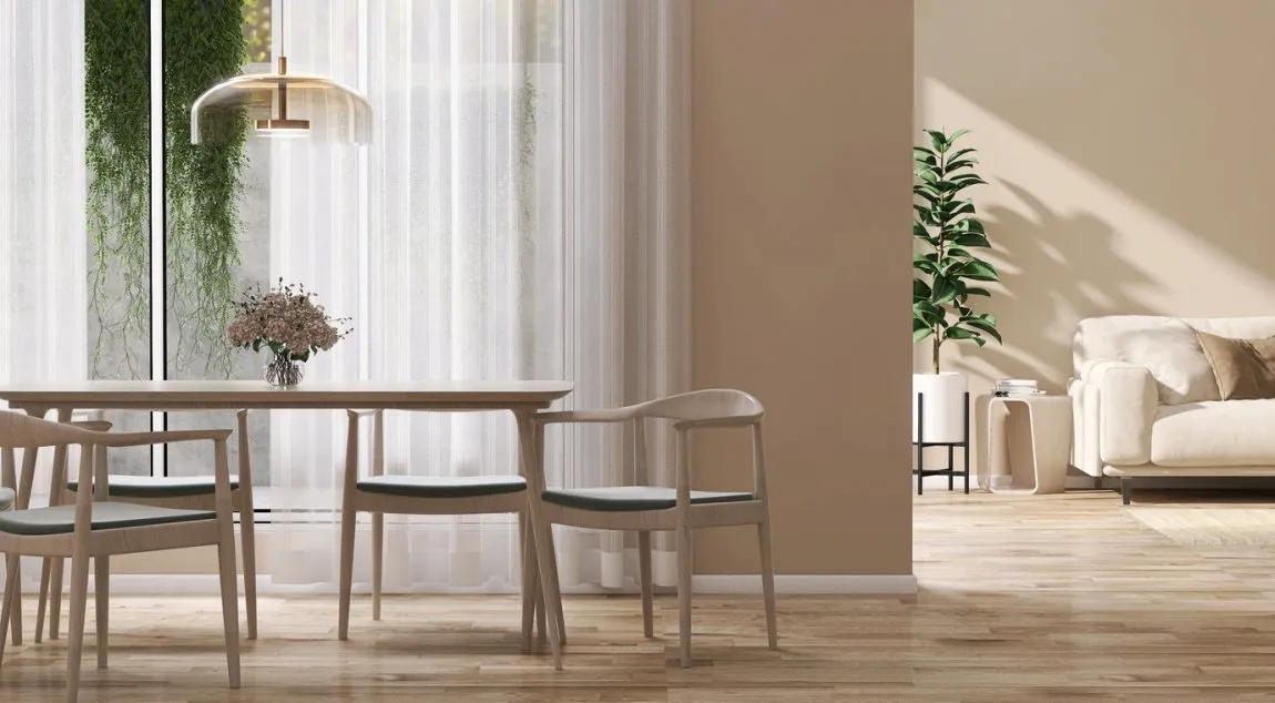 Gardiner-til-beige-vegg
